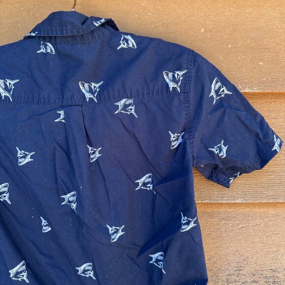 Faded Glory Boys Shark Print Button-Down Short Sleeve Shirt Size M (8) Cotton & - Picture 9 of 10